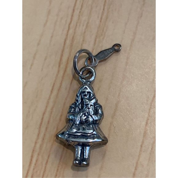 .925 Alice in Wonderland Sterling Silver Jewelry Charm - Picture 1 of 3